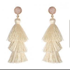 NWT Riah Semi Precious Druzy Tassle Earring